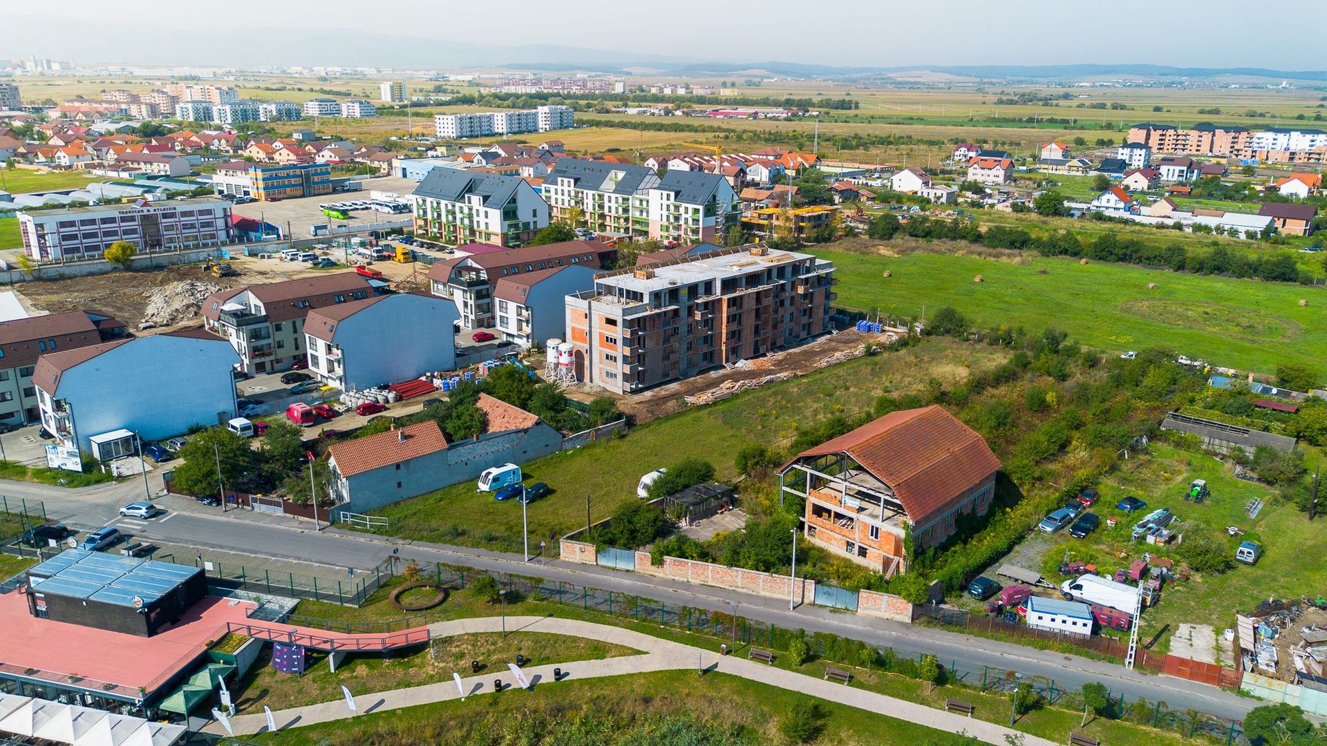 Penthouse pe malul lacului, cu terasă panoramică 90 mp - Poză 15