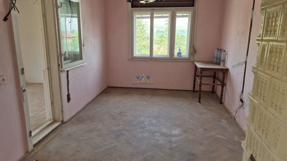 Vand casa 3 camere, garaj, curte, baie si buc, zona Gh. Apostol, 277mp - Poză 7