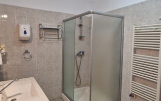 Spațiu comercial | Ideal pentru companii | Zonă centrală | Oradea - Poză 3