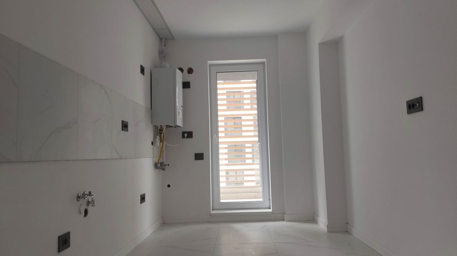 APROAPE metrou Berceni 2 cam decomandat 93500 E - Poză 5