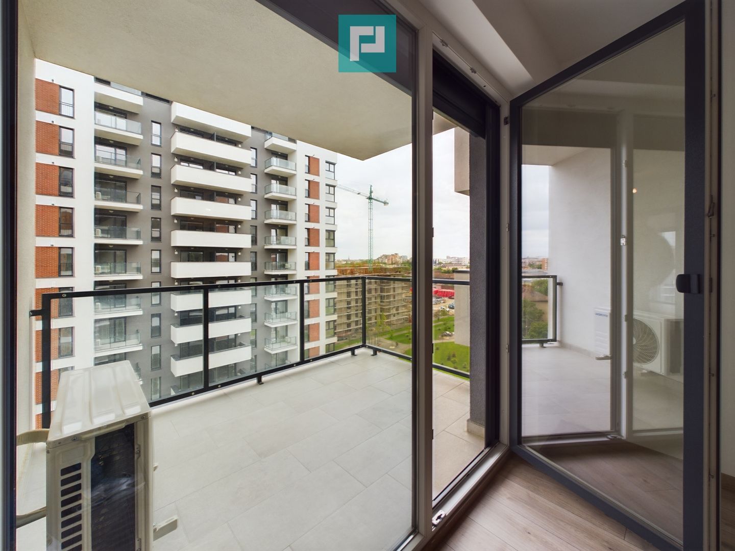 Apartament cu finisaje premium în loc nou - Poză 8