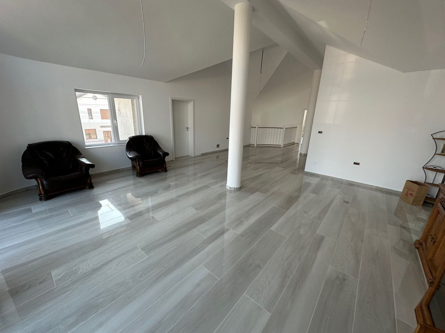 Casa individuala Dumbravita P+ M/ Teren 955 mp cu 2 fronturi - Poză 9