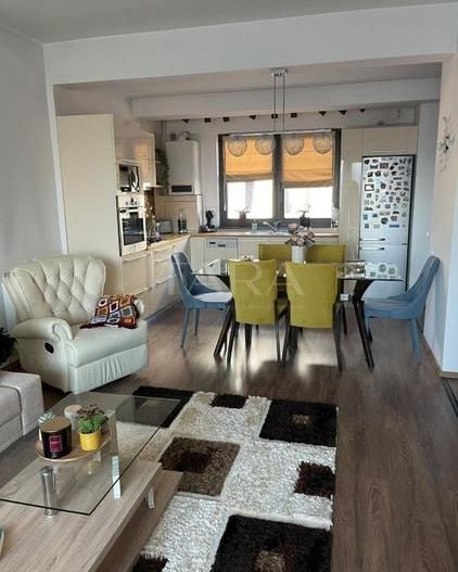 Apartament premium cu 2 camere, balcon generos, aproape de centru. - Poză 4