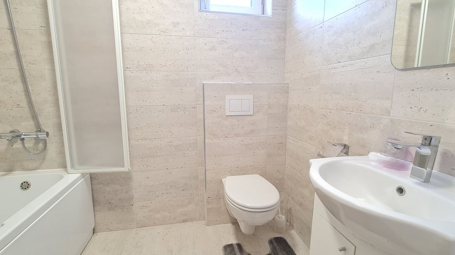 Casa 4 camere semimobilata in Cartier Izvor Tarlungeni Brasov - Poză 8