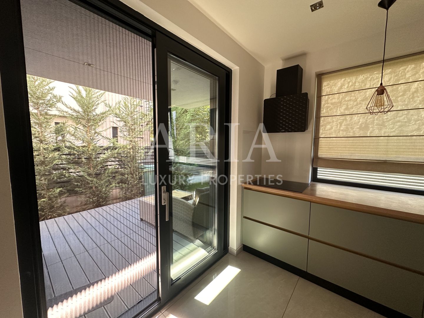 Vila moderna Jolie Ville - Iancu Nicolae - Pipera - Poză 4