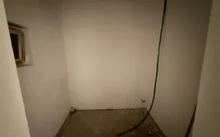 Casa înșiruită cu 4 camere | Parcare | Zona străzii A. Iancu Floresti - Poză 11