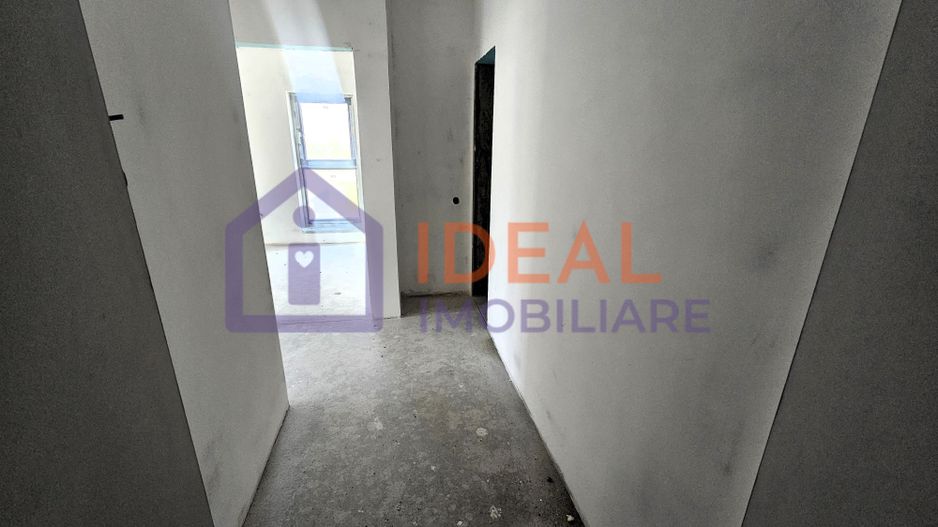 Apartament 2 camere si balcon la cheie, zona Doamna Stanca - Poză 5