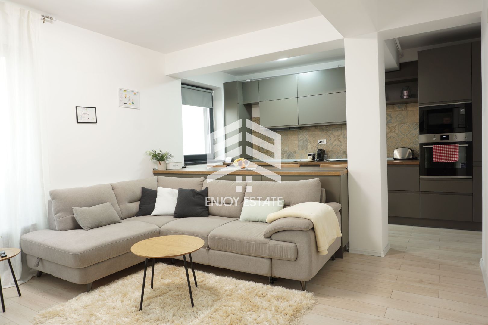 Apartament open space, etaj superior, mobilat si utilat modern - Poză 3