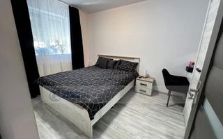 Casa cu 2 camere zona centrala - Poză 3