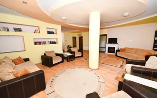 Vila spatioasa, pretabil pentru locuit/clinica, zona Micro 17 – Galati - Poză 21