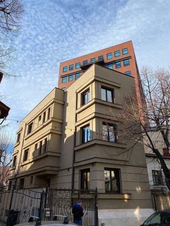 Cladire de birouri langa Metrou Stefan Cel Mare - Poză 2