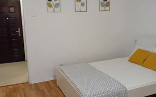 1 camera etaj 2  Circumvalatiunii  renovat - Poză 4