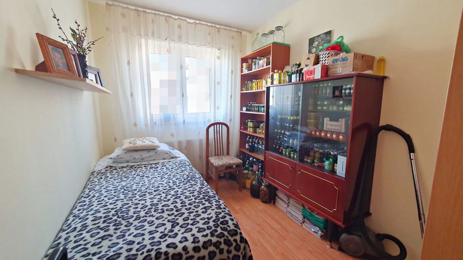 Astra, apartament 3 camere, etaj 3 - Poză 6