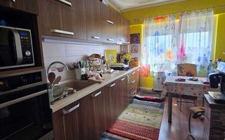 BRASADAS vinde ap 4 cam etaj 8 Centru Nou. - Poză 5