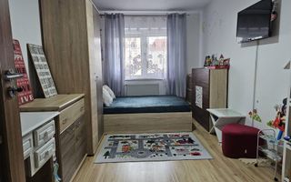 Apartament 3 camere Cetate et.3 pivnita bloc caramida - Poză 10