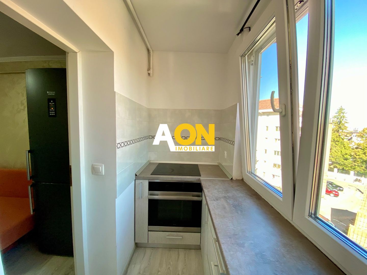 Apartament 3 Camere, Renovat, Complet Mobilat, Central - Poză 6