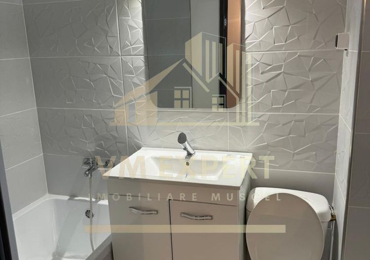 APARTAMENT 3 CAMERE ETAJ 2 CAMPULUNG - Poză 1