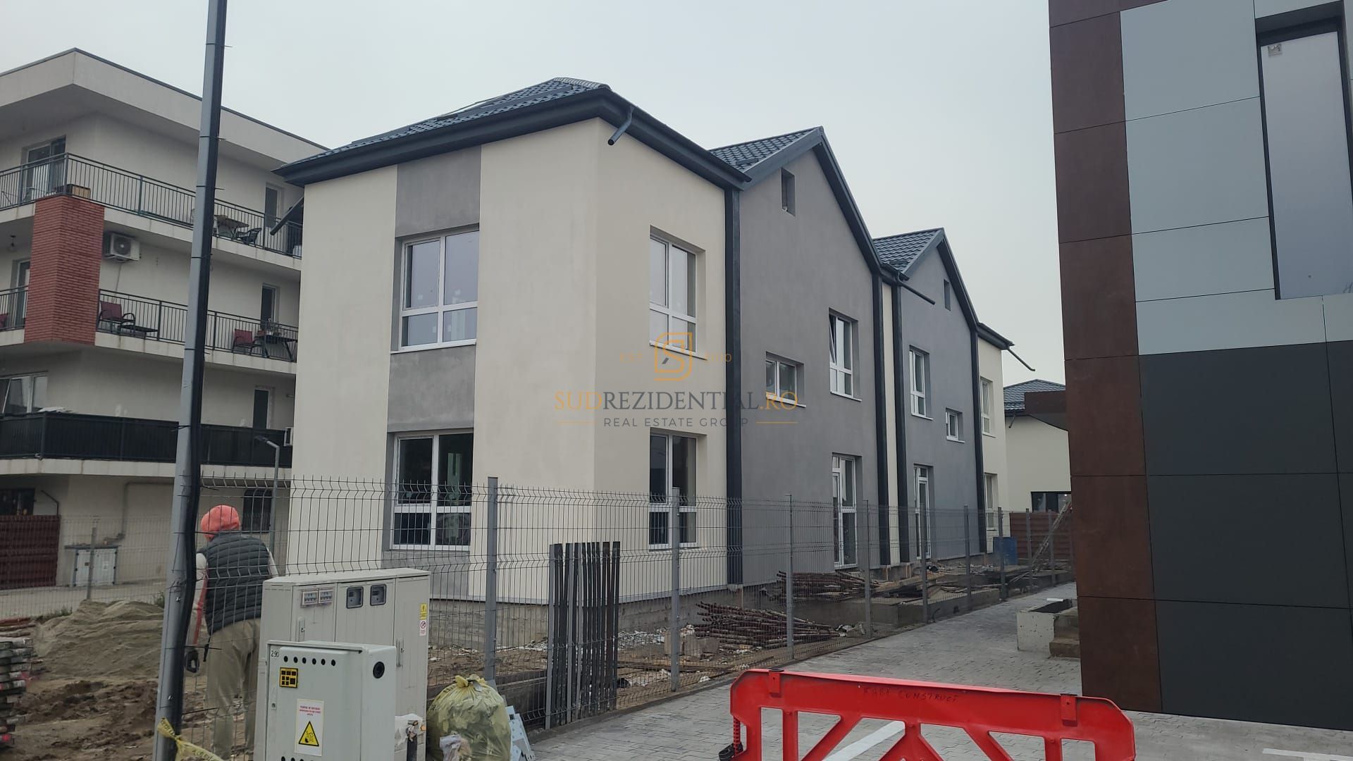 Vila moderna cu 5 camere, P+1+M, acces metrou Berceni - Poză 3