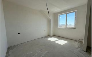 Duplex cu 4 camere in Mosnita Noua la asfalt - Poză 1