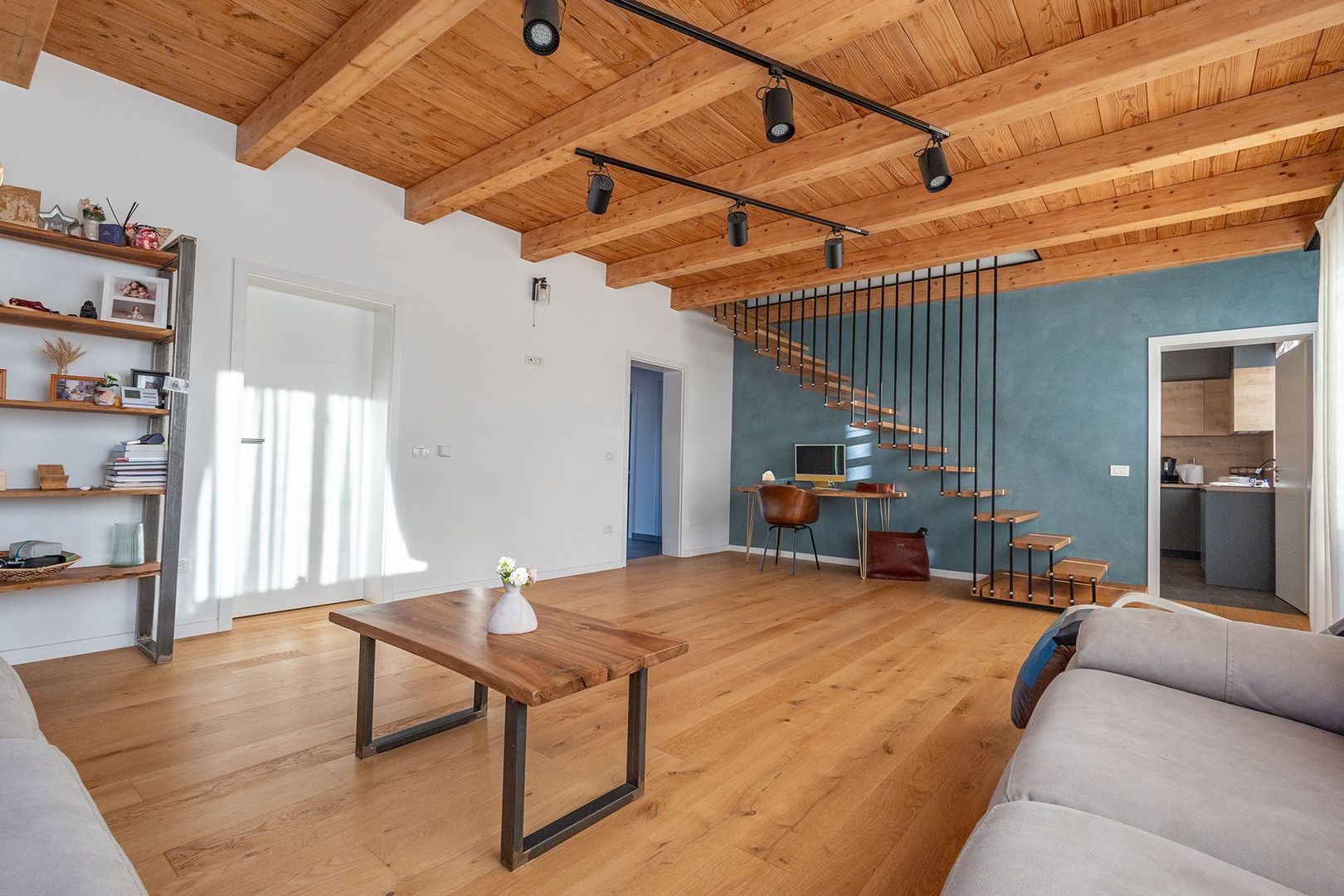 Casa deosebita de vanzare in Giarmata COMISION 0% CUMPARATOR - Poză 7