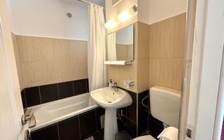 De vanzare apartament 3 camere Cosbuc parter de vanzare — Central - Poză 8