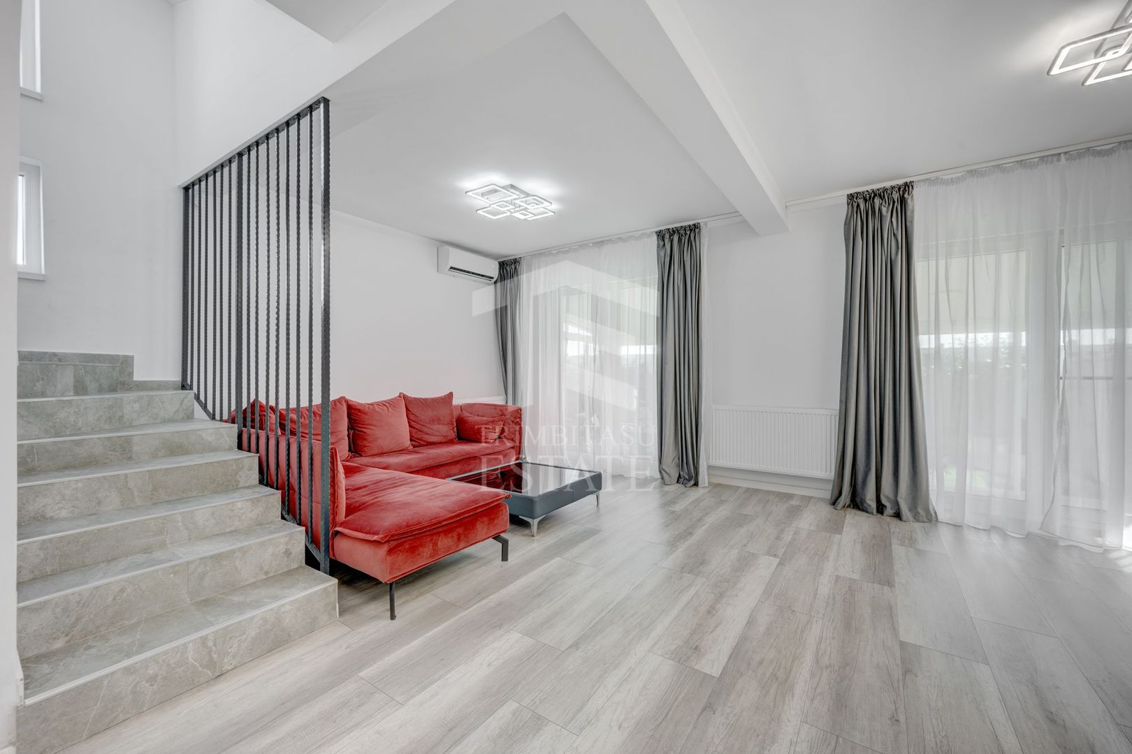 CASA SMART+PISCINA+GARAJ+Zona BARBEQUE! str. Fortului Domnești - Poză 3
