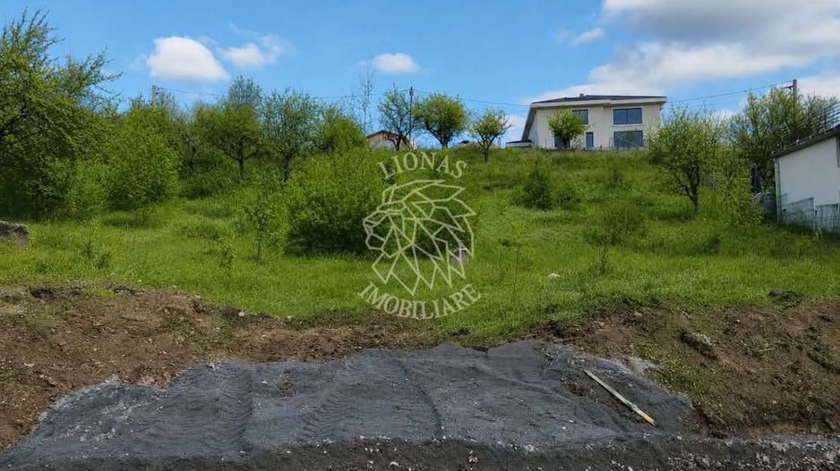 Teren intravilan 818 mp cu utilitati-Zona Valea Rusului - Poză 1