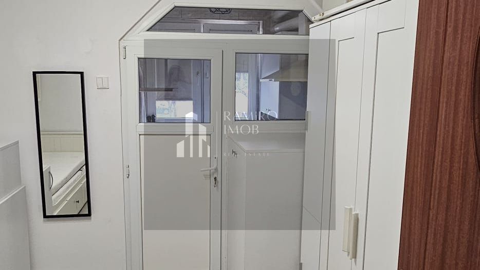 Studio 35 MP/ SECTOR 3 / 1 Decembrie 1918 - Poză 2