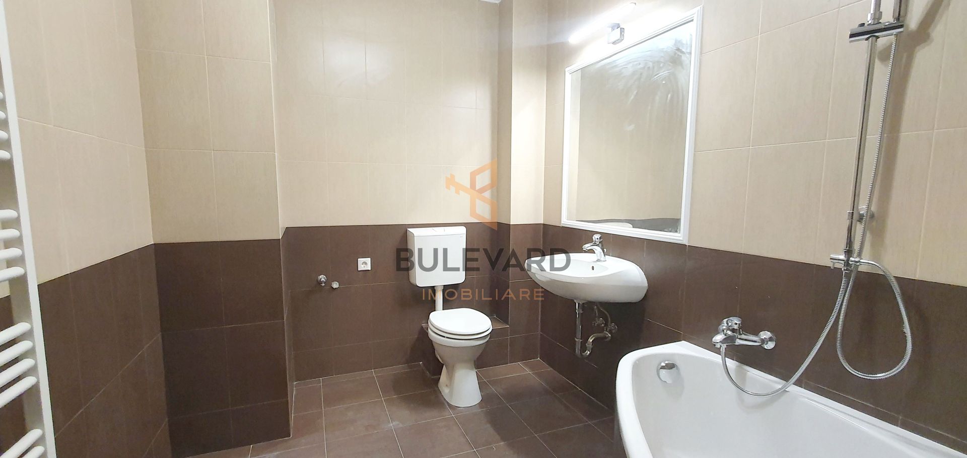 Apartament cu 2 camere+parcare, zona strazii Porii! - Poză 5