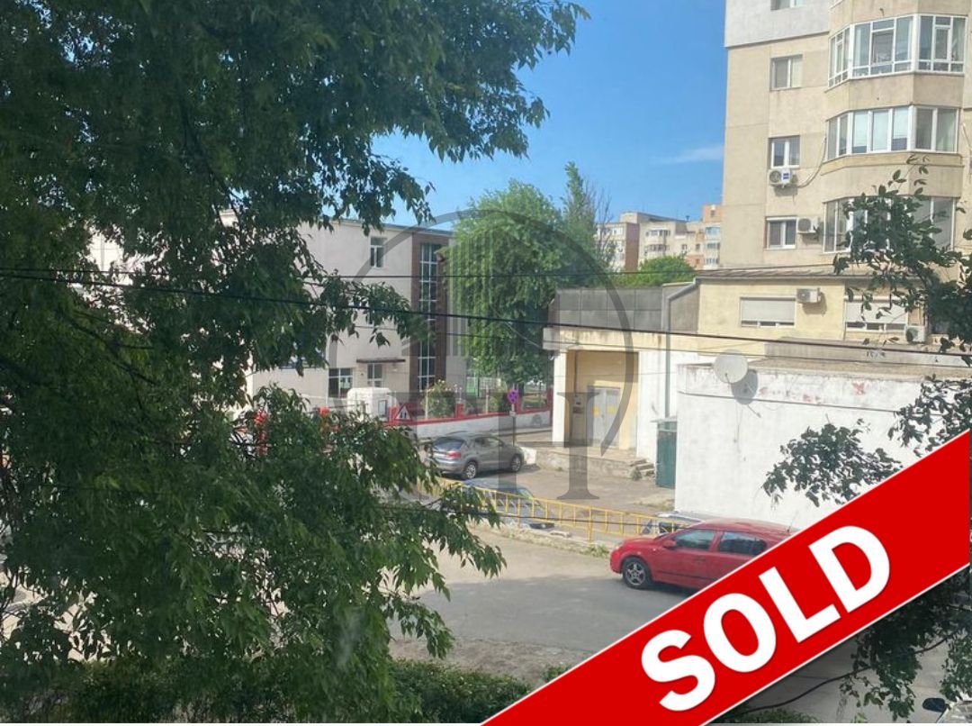 SOLD / VANDUT Apartament de Vânzare 3 Camere în Constanța, - Poză 1