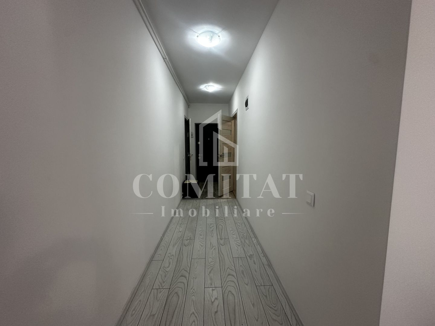 Apartament la etaj intermediar | Parcare | Zona Str Sportului - Poză 14