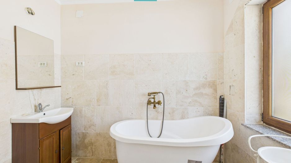 Casă modernă cu 6 camere în Vladimirescu - Poză 16