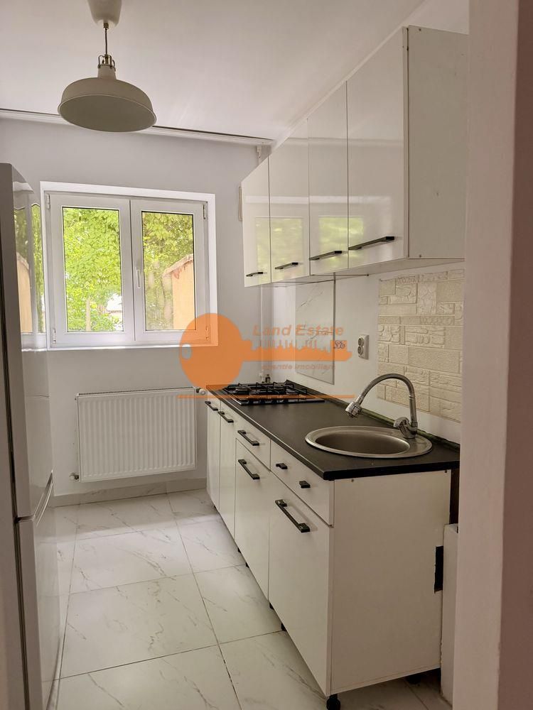 Apartament cu 3 camere la 4 minute de Metrou Inacului - Poză 4