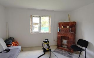 Casă cu teren generos în Dărmănești, DB– oportunitate pentru locuit/investitie - Poză 10