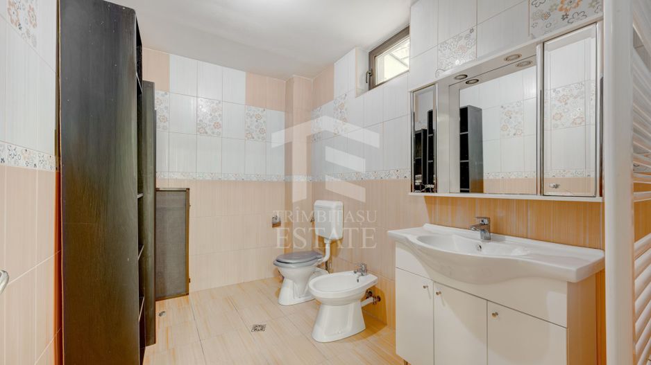 Casa Timpuri Noi 2010 P+1+M 220M - Poză 11