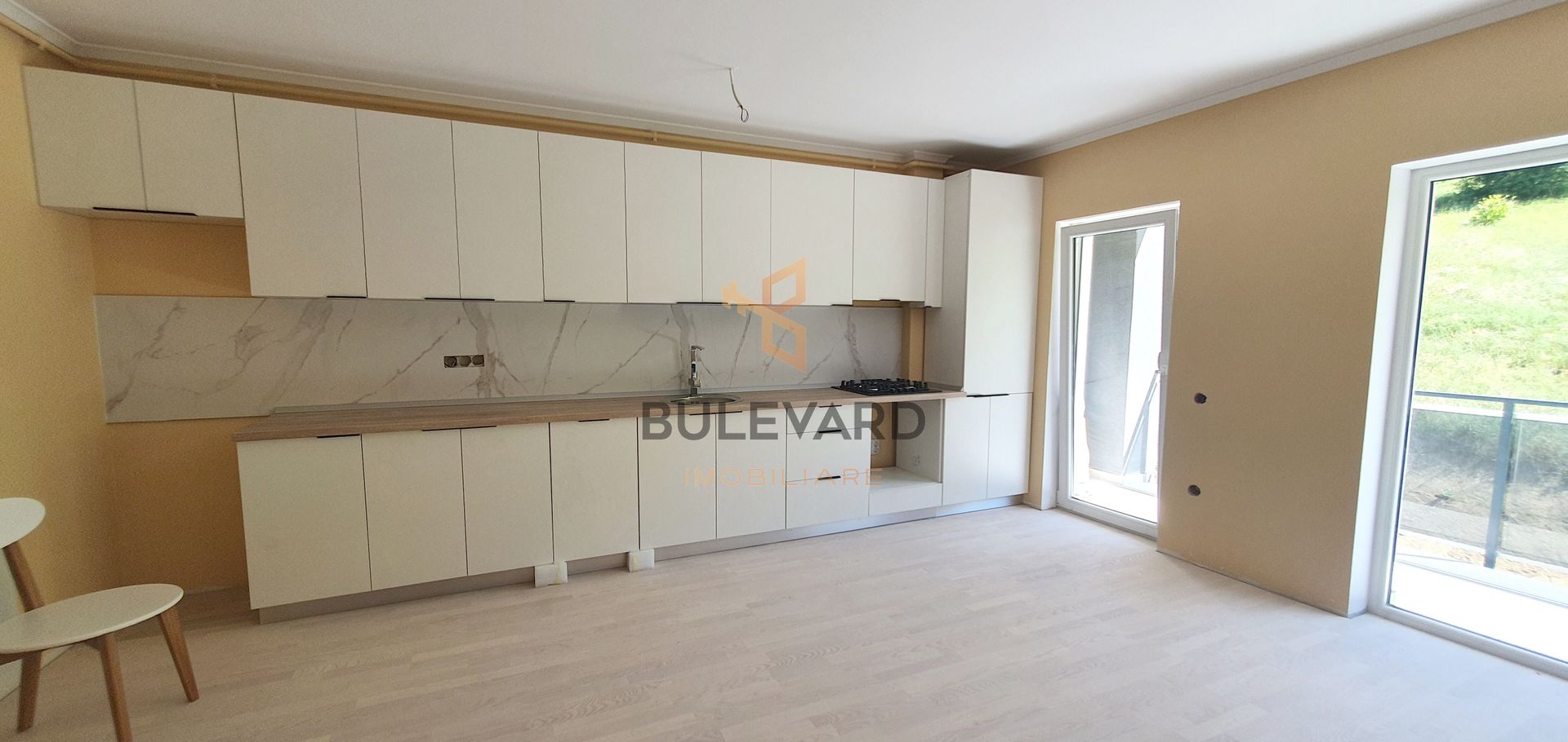 Apartament cu 2 camere,  zona strazii Urusagului! - Poză 3