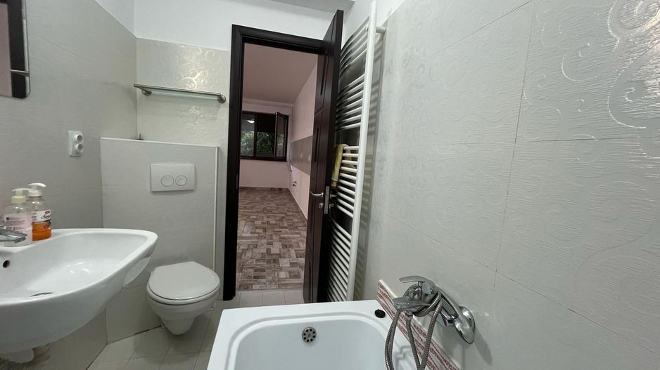 Comision 0 Apartament 3 cam Bucuresti Noi ,deosebit; suprafata mare - Poză 12