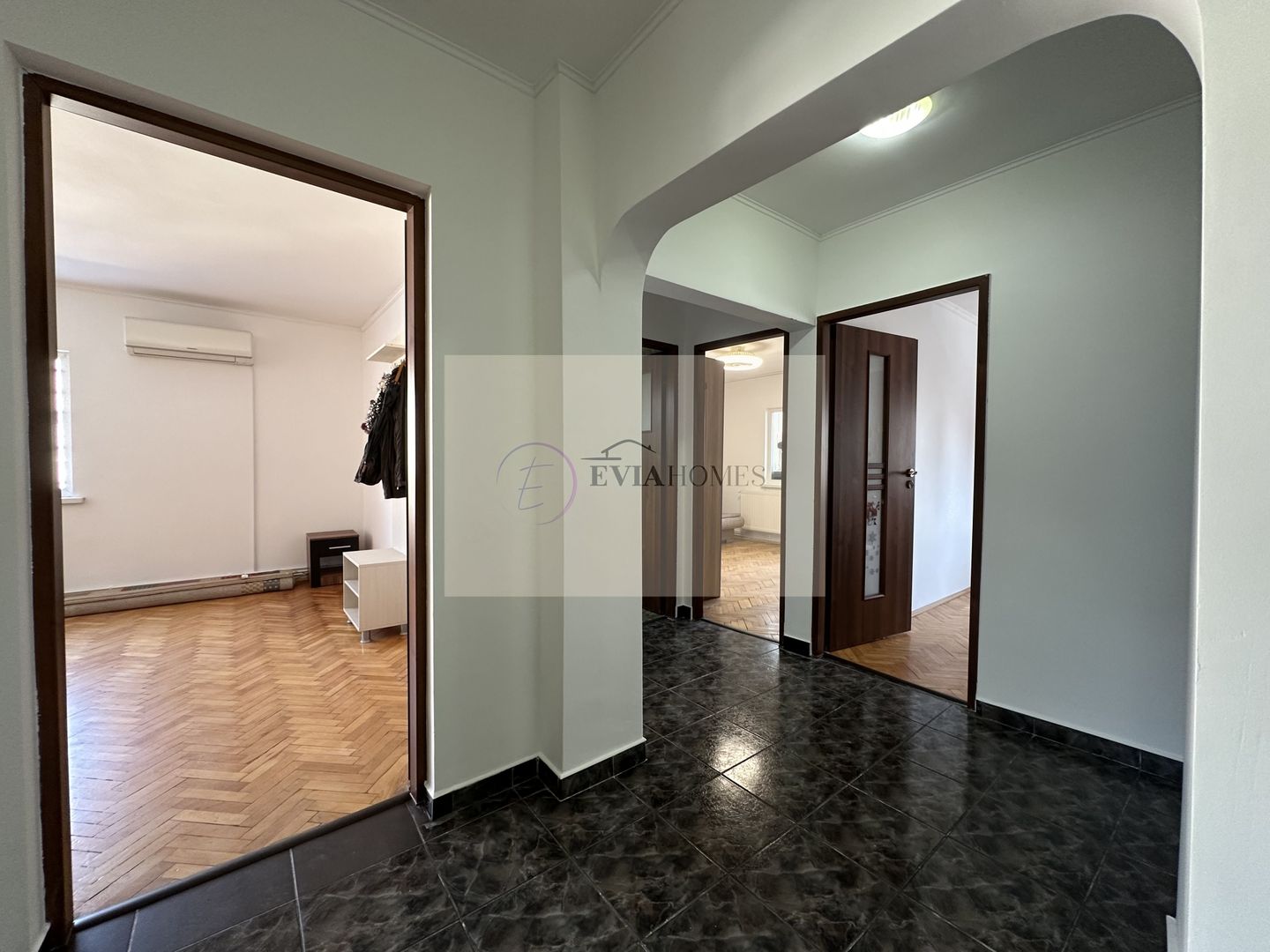 3 camere decomandate/Zona Bibliotecii Județene Octavian Goga - Poză 5