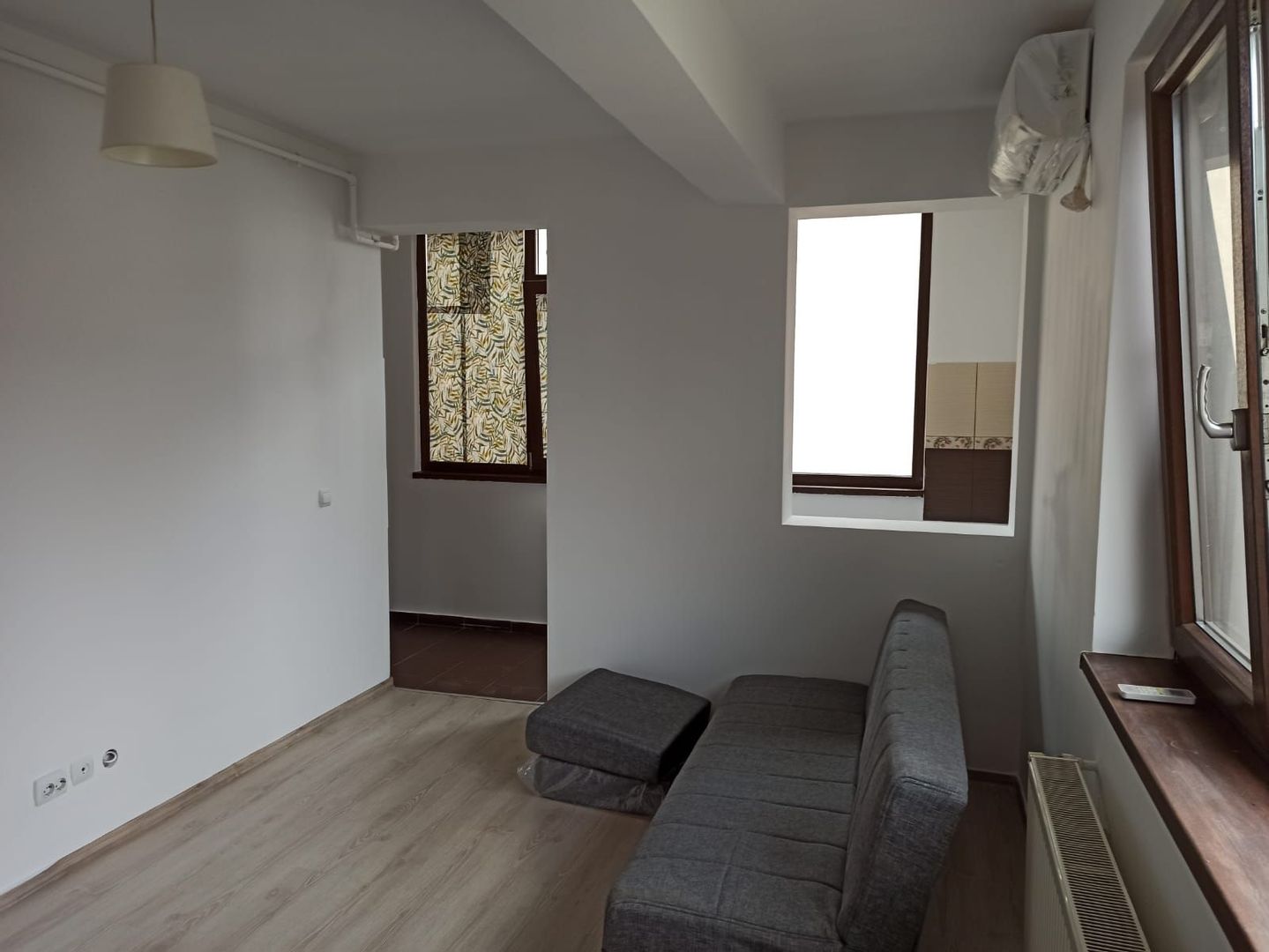 2cam-studio partial mobilat+parcare/20min metrou Leonida/Berceni - Poză 4