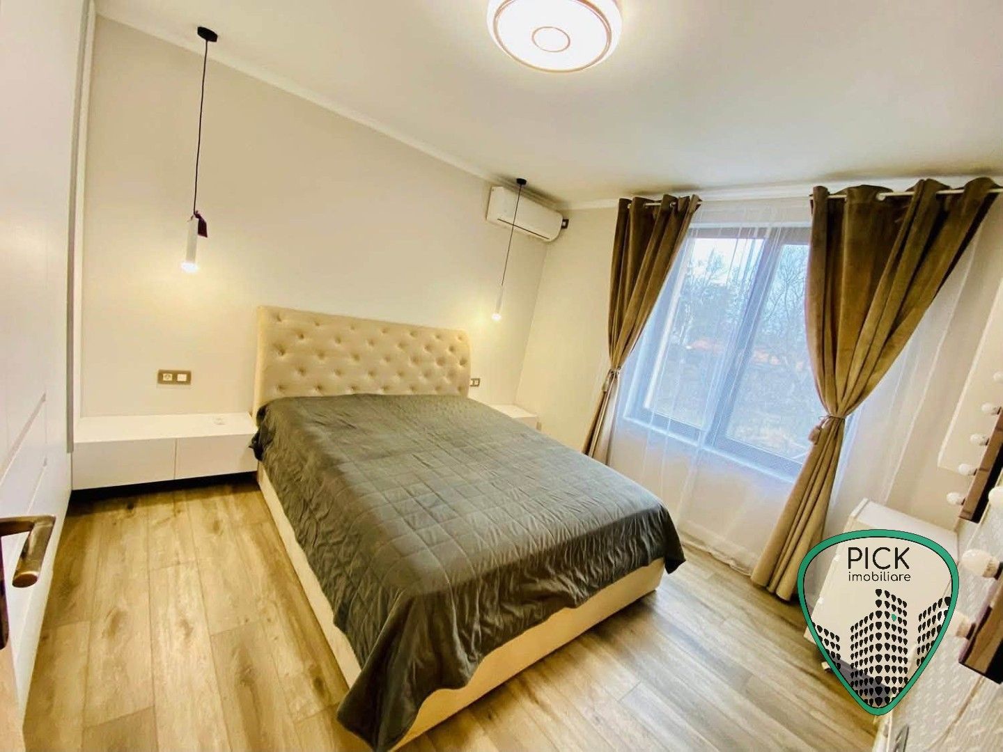 P 4243 - Apartament cu 2 camere în Târgu Mureș, Zona Central - Poză 2