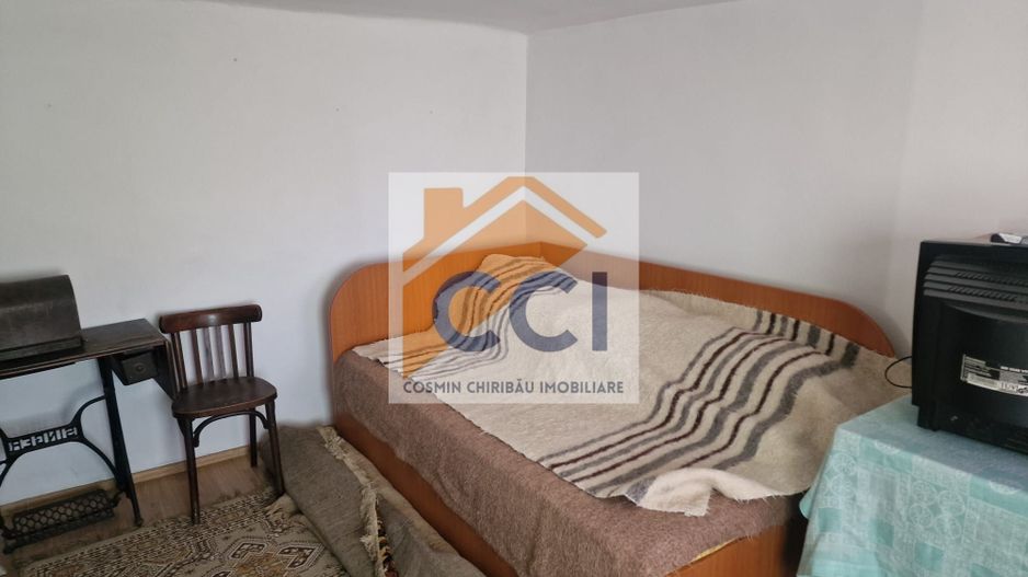 Casa in mediu rural cu teren - Poză 7