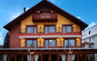 Domeniu turistic, zona pitoreasca, priveliste, aer curat, Fundata, Brasov - Poză 15