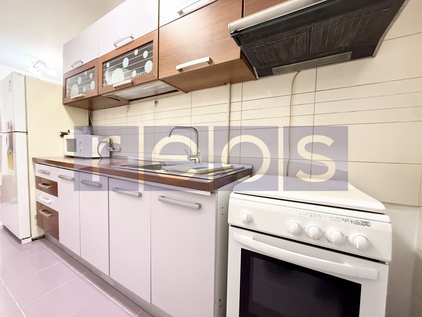 VÂNZARE GARSONIERĂ | ZONA TITAN | COMPLET MOBILAT ȘI UTILAT - Poză 7