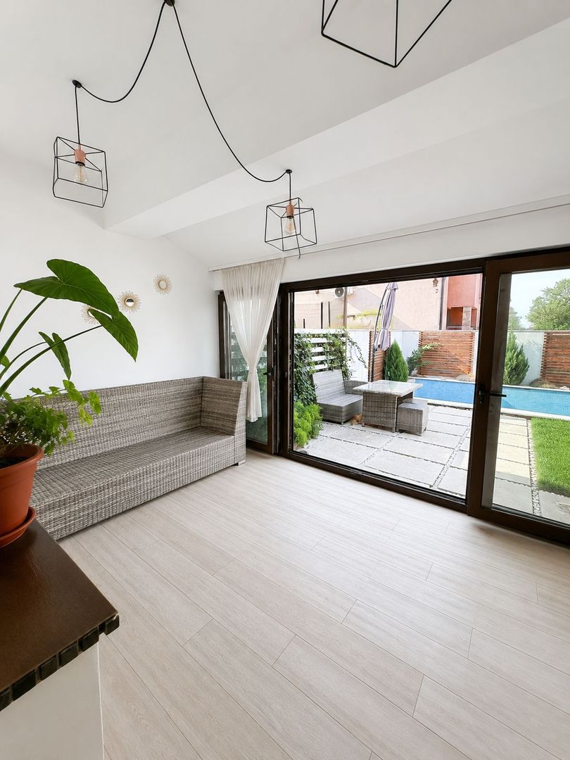 Chișoda | Piscină proprie | Panouri | Mobilată complet - Poză 12