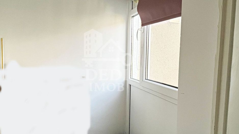 Apartament 1 camere de vânzare in zona Rogerius, Oradea - Poză 5