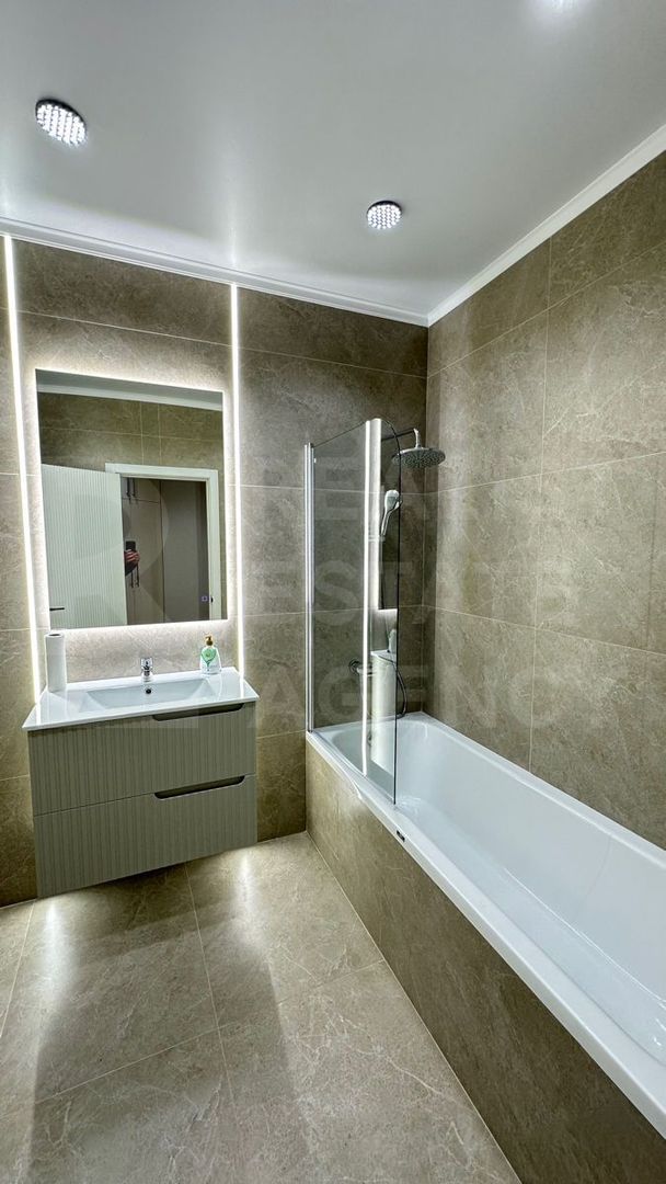 Vânzare, apartament, 2 camere + living, strada Ginta Latină, Ciocana - Poză 9