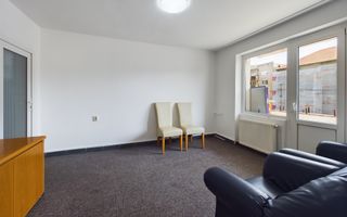 Apartament ultracentral pe B-dul Revoluției - Poză 3