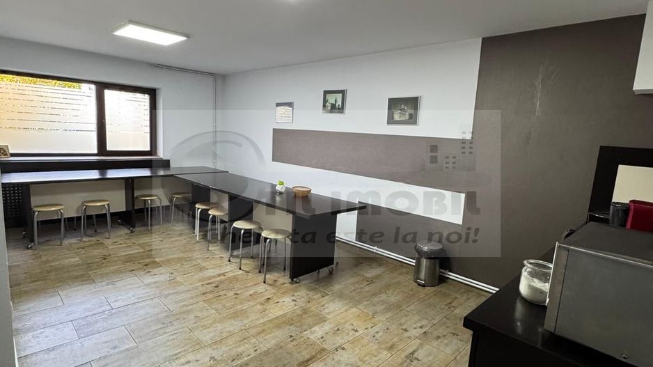 Spațiu 300mp + curte, la parter, vizibilitate excelenta - CUG - 3.000€ - Poză 4