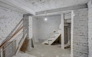 VILA RENOVATA SI ELEGANTA - 131 mp, 6 camere - Mitropolie / Unirii - Poză 26