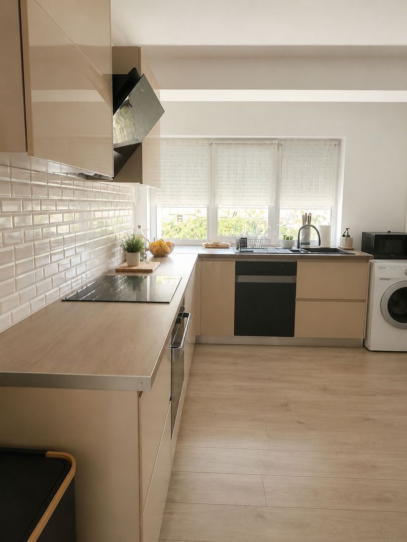 Duplex Spațios cu 3 Dormitoare și Curte Amenajată | - Poză 9